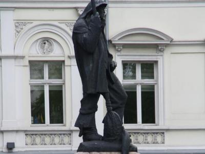 Zvejys (Monument to Fisherman)