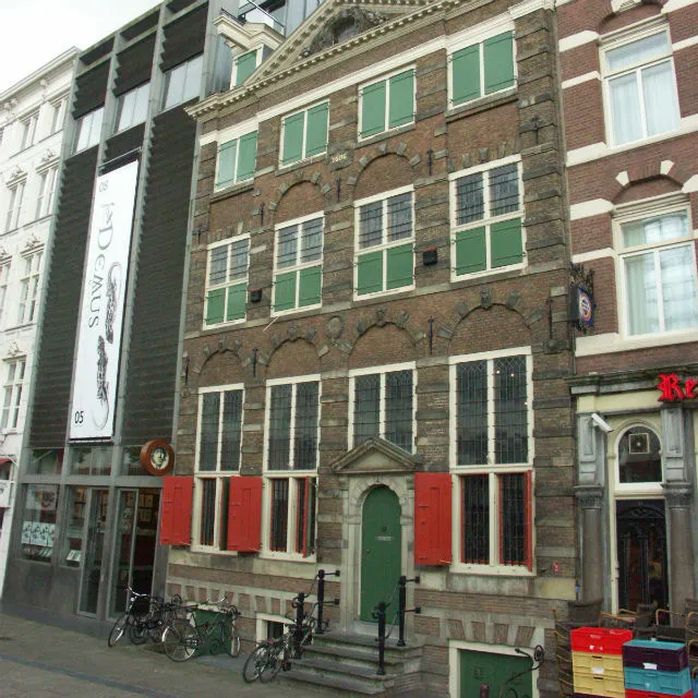 Custom Walk in Amsterdam, Netherlands