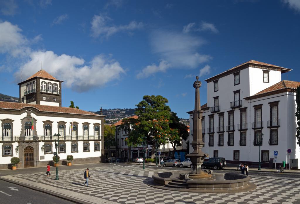 Pra A Do Munic Pio Municipal Square Funchal