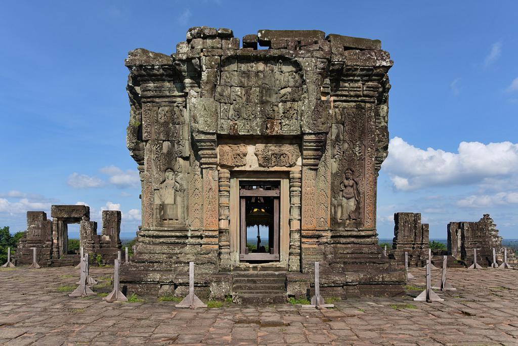 Phnom Bakheng Temple Siem Reap