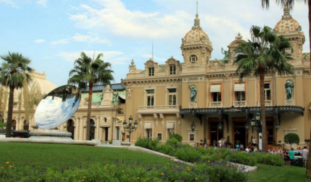 Monaco, Monaco Sightseeing Guide + Self-Guided Walk