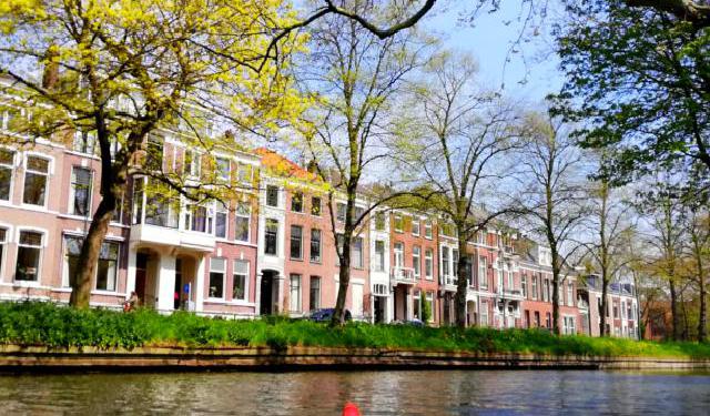 2 Self-Guided Walking Tours in Utrecht, Netherlands + Maps