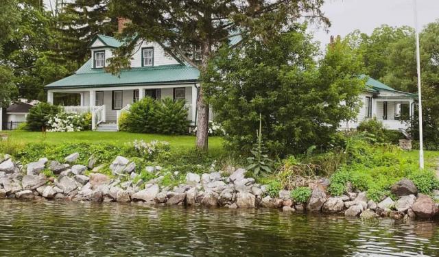 Things to Do in Bath Ontario and Amherst Island