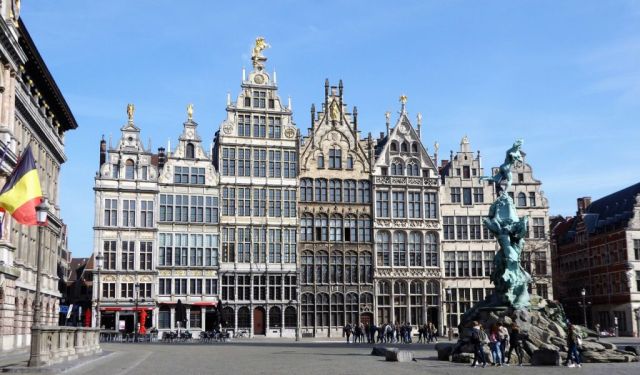 How to Spend a Day in Antwerp's Historic Centre