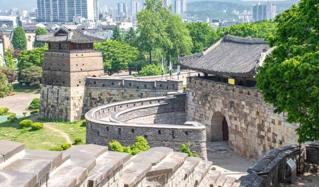Day Trip to Suwon from Seoul in South Korea