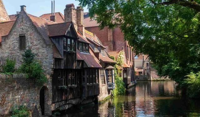 10 Fun Things to Do in Bruges, Belgium