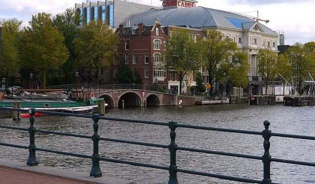 A Comfortable Night Out: Exploring Amsterdam’s Theatre Scene