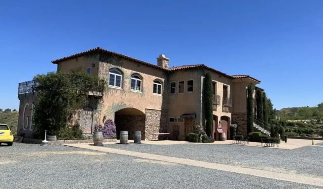 15+ Best San Diego Urban Wineries: The Ultimate Guide