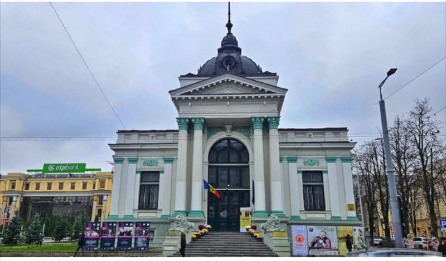 Unveiling Chisinau: A Working Holiday in Moldova’s Capital / Chisinau