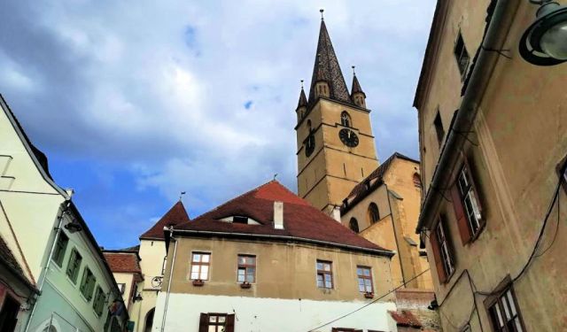 Sibiu – Discover The City With Eyes / Sibiu