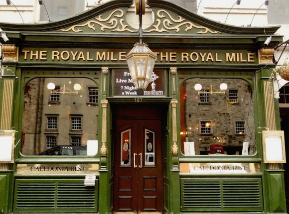 Scotland, Edinburgh Guide (B): Pubs On 'n Around Royal Mile In Edinburgh