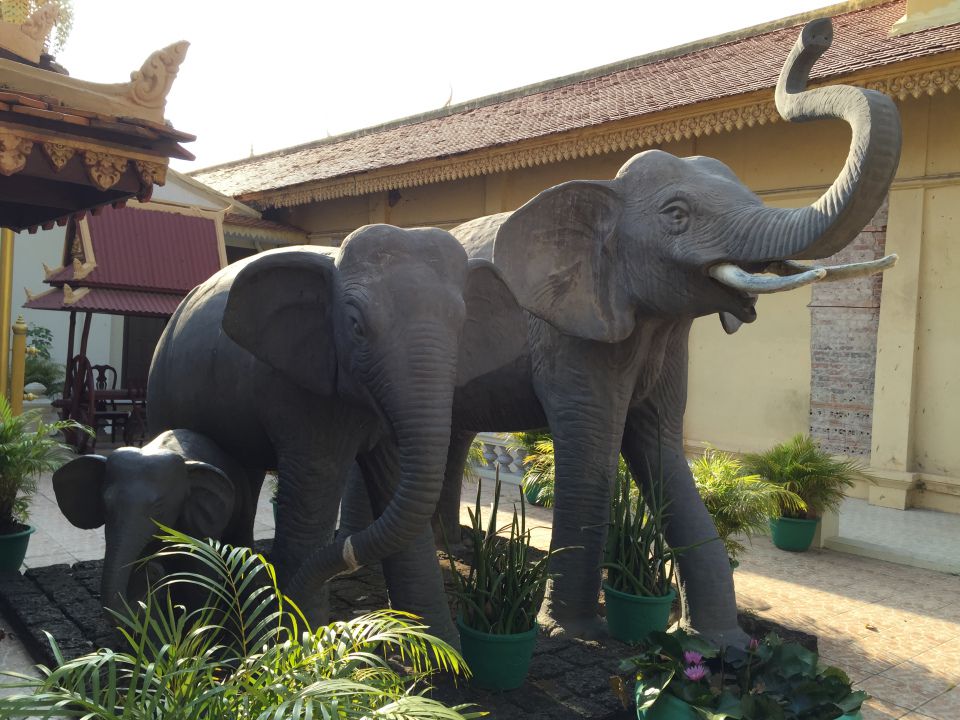 3 Days at Cambodia – Day 1: To Phnom Penh, Phnom Penh, Cambodia (B)