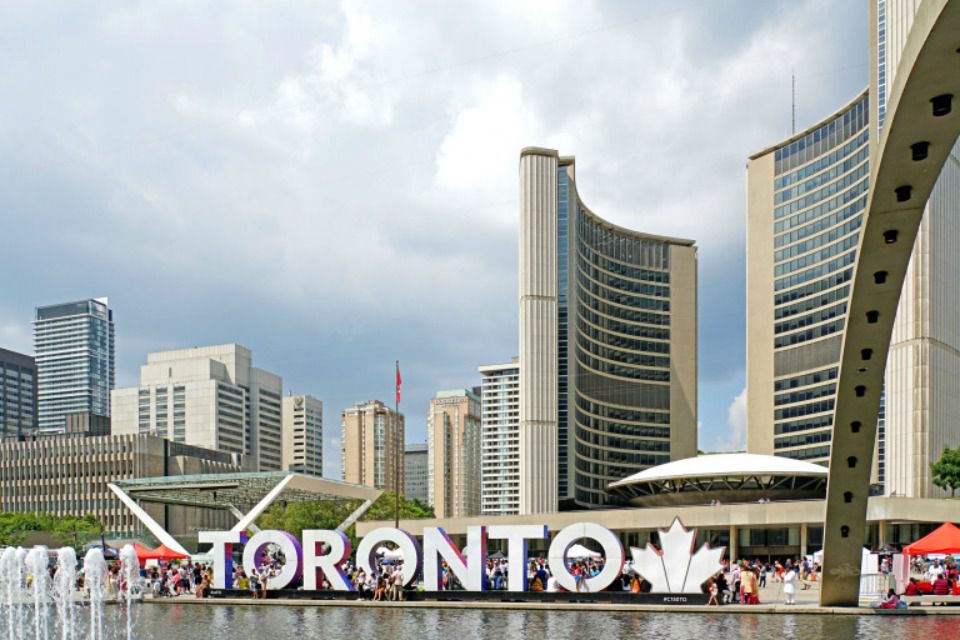 5 Things You Have to Do When Travelling to Toronto, Toronto, Canada (B)