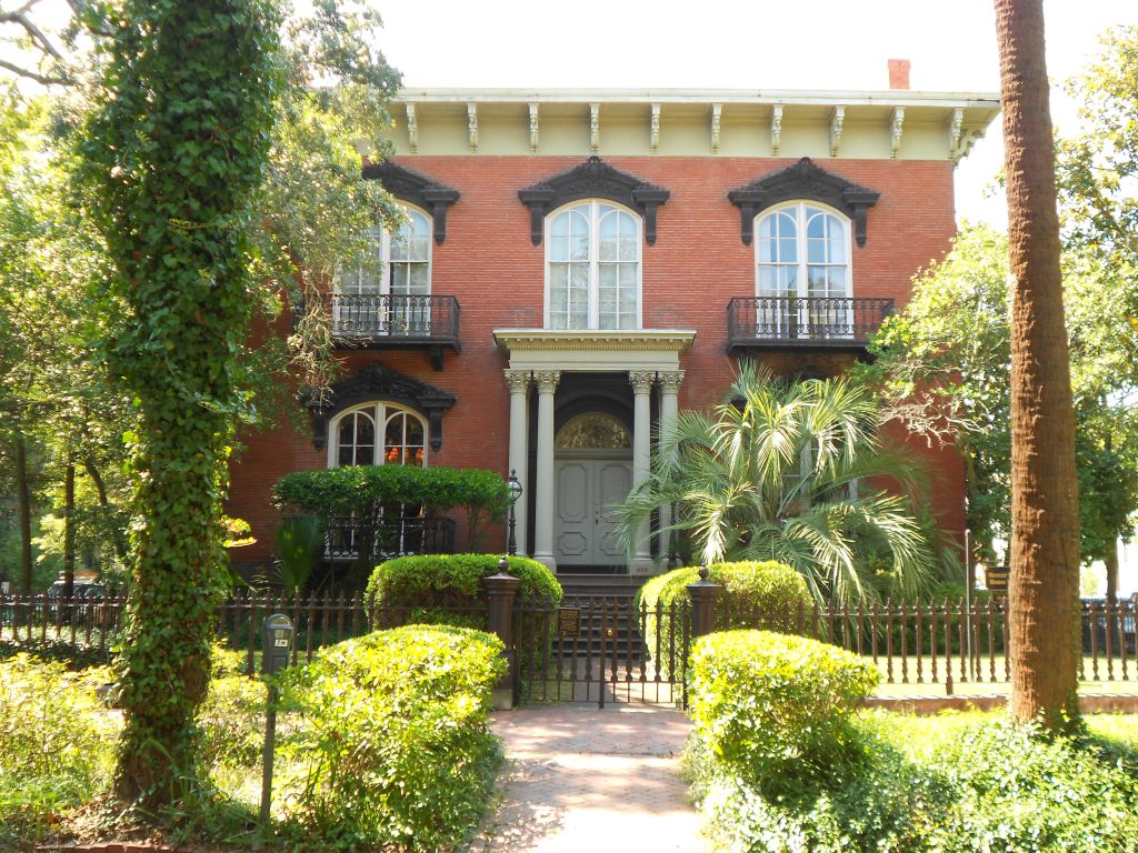 Chatham Square to Whitefield Square, Savannah, Georgia