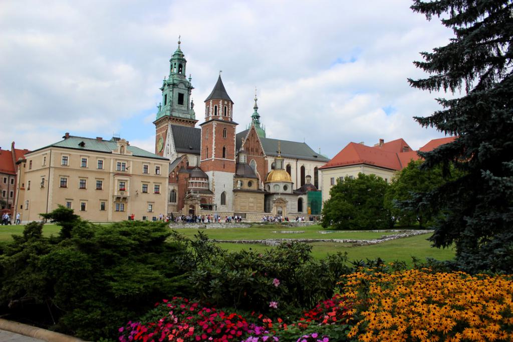 A Traveler's Guide to the Best Cultural Spots in Krakow, Krakow, Poland (B)