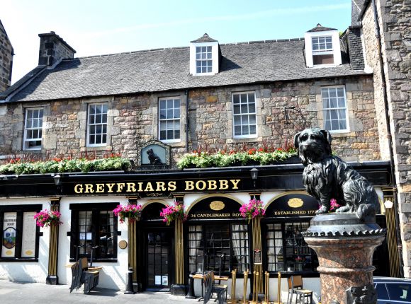 Top 12 Pubs On and Around Royal Mile in Edinburgh