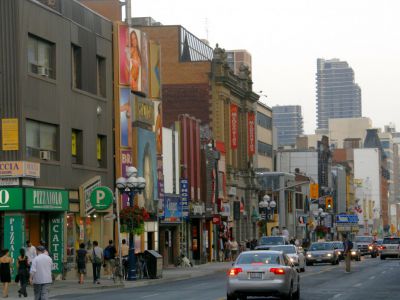 Bloor-Yorkville's Best Shopping: Shopping in Toronto