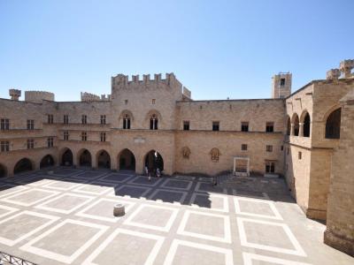 The Palace of the Grand Master. Self-guided Audio Tour