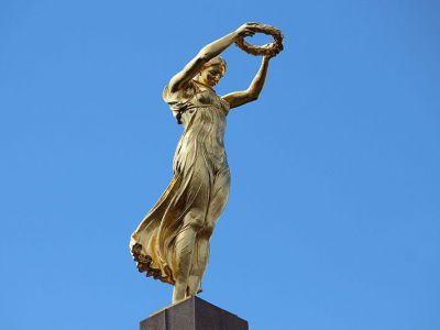 Gëlle Fra (Monument of Remembrance), Luxembourg