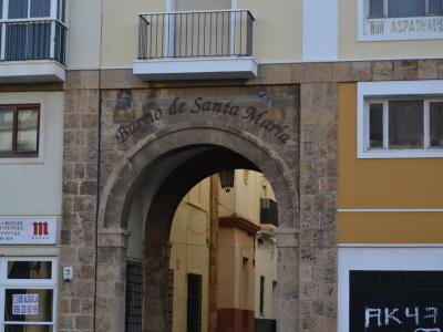 Puerta del Barrio de Santa María (Gate of the district of Santa Maria)