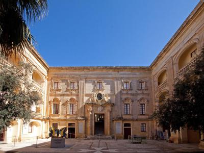 The Palace – Vassallo History