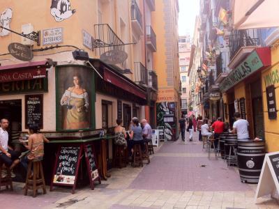 El Tubo ("The Tube" Area)