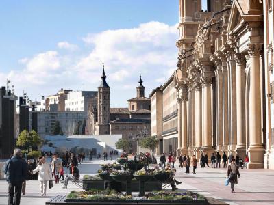 Plaza del Pilar (Pilar Square)