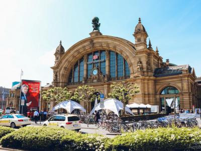 frankfurt tourist information hauptbahnhof