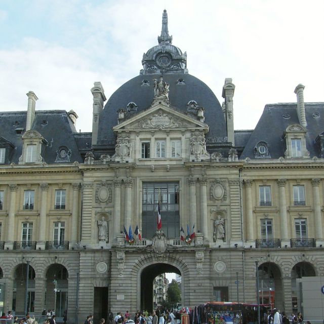 3 Self-Guided Walking Tours in Rennes, France + Maps