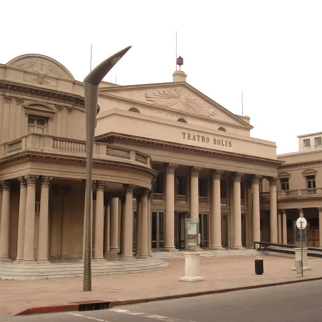 Custom Walk in Montevideo, Uruguay