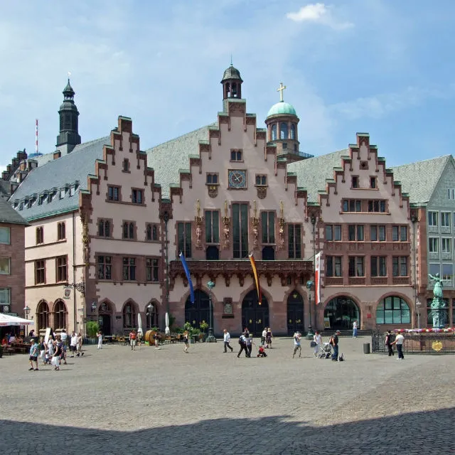 Custom Walk in Frankfurt, Germany