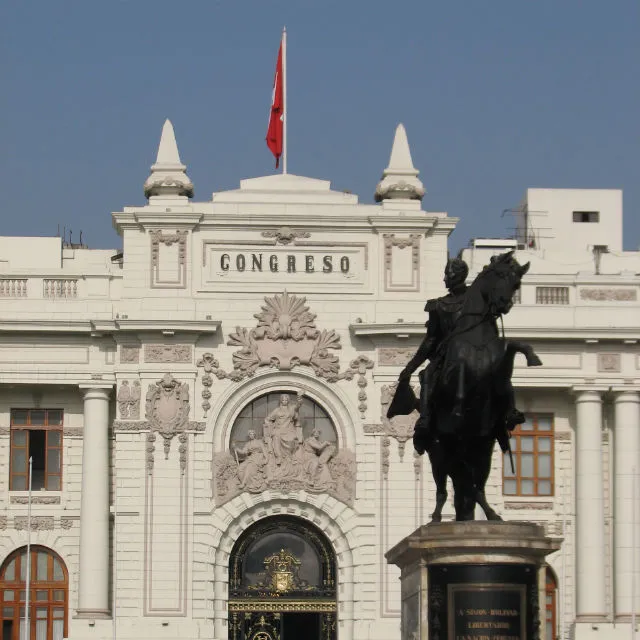 Custom Walk in Lima, Peru