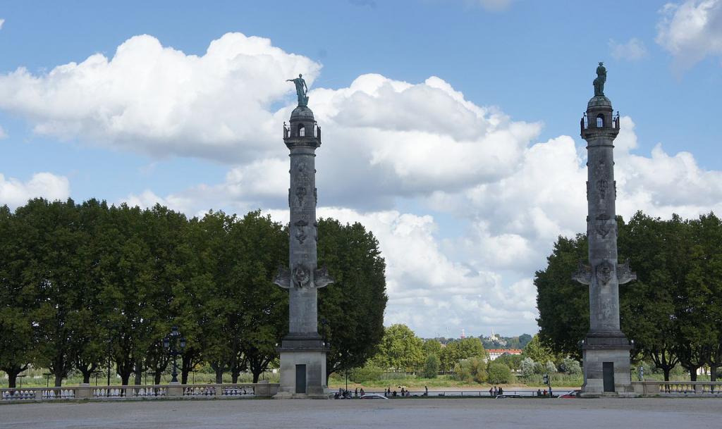 Esplanade des Quinconces (Quinconces Square), Bordeaux