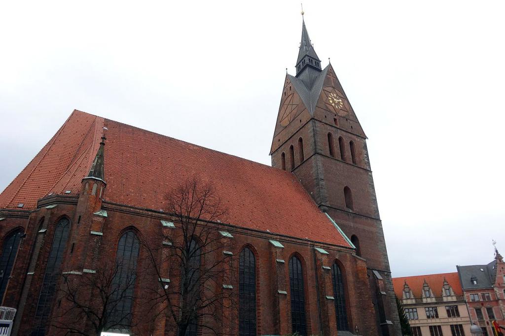 Church marketing. Marktkirche Hannover, Германия. Церковь Маркткирхе пентаграмма. Маркткирхе. Market Church Hannover.