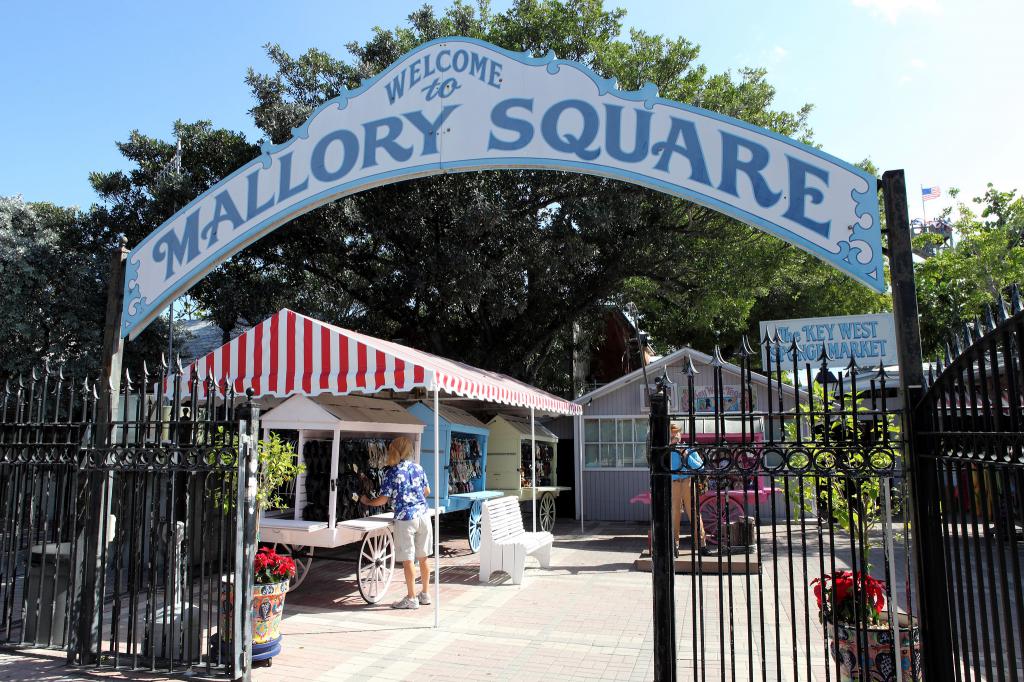 key west hotels close to mallory square