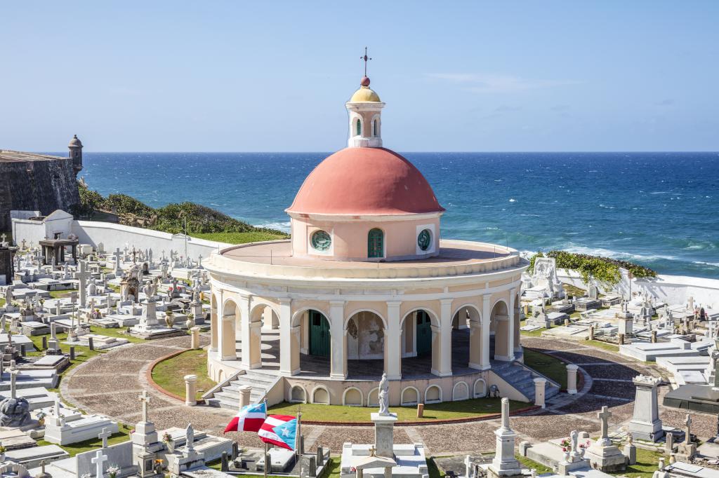 Santa María Magdalena de Pazzis Cemetery, San Juan