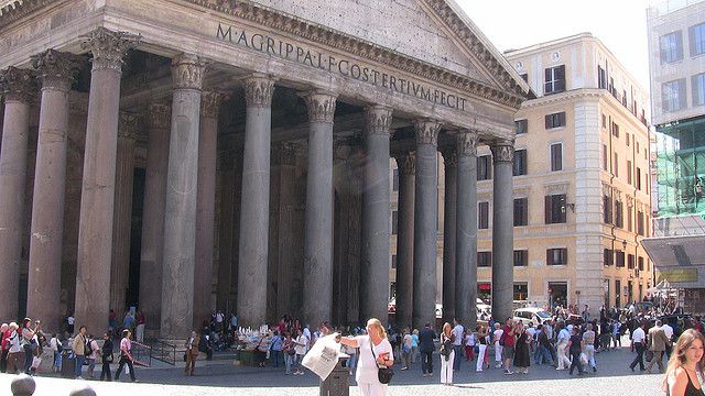 G Rocca Cafe At Pantheon Meeting Irving Rome