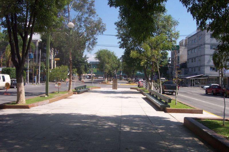 Avenue Chapultepec, Guadalajara