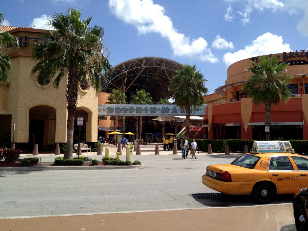 CinéBistro  CinéBistro at Dolphin Mall