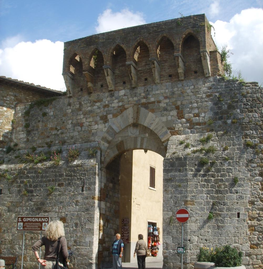 Porta San Matteo (San Matteo Gate), San Gimignano