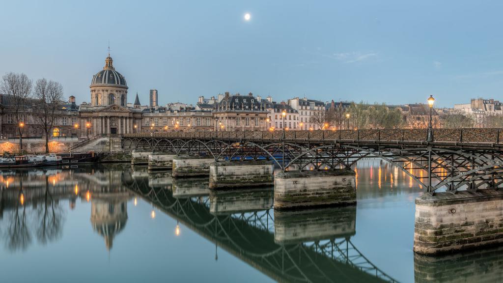 Pont Des Arts Paris: The Romantic Love Bridge Over The Seine