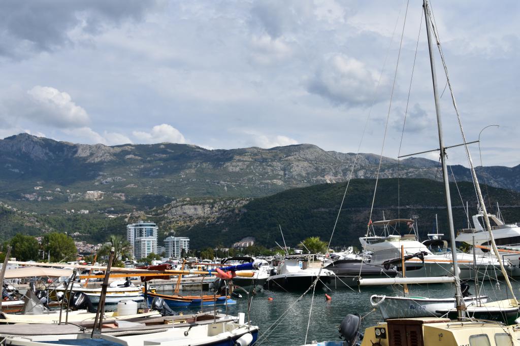 Marina Bay, Budva