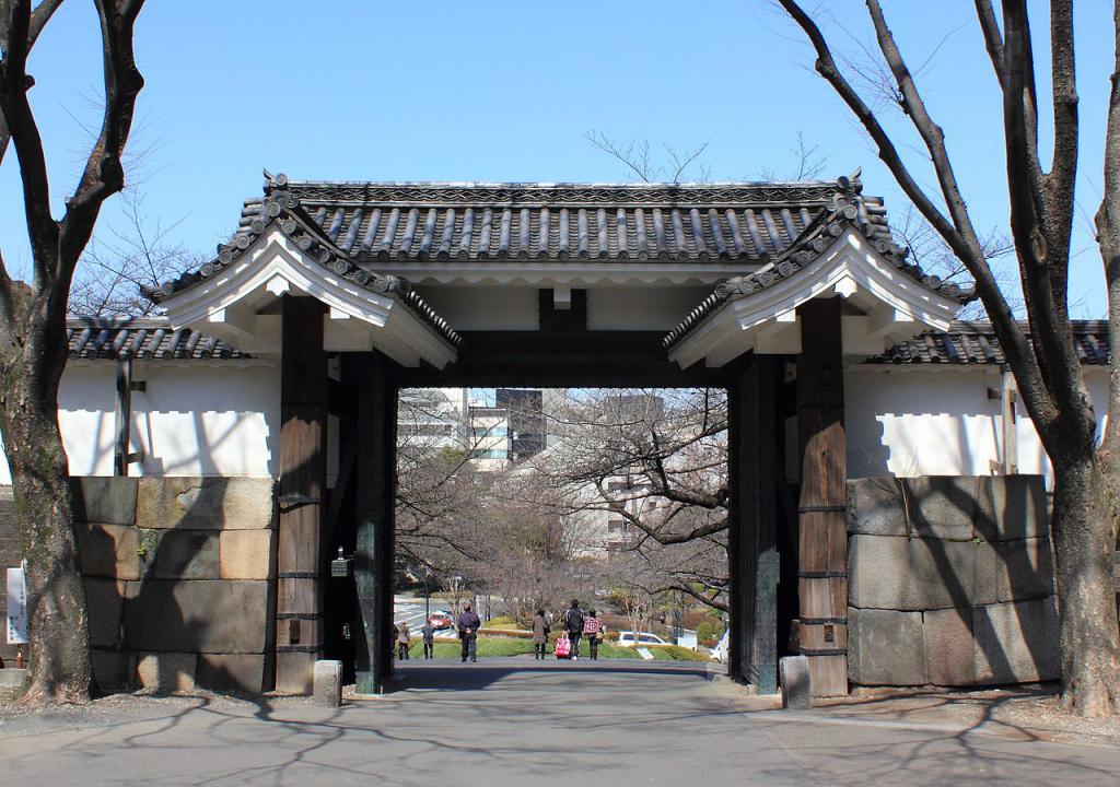 Tayasu-mon Gate, Tokyo