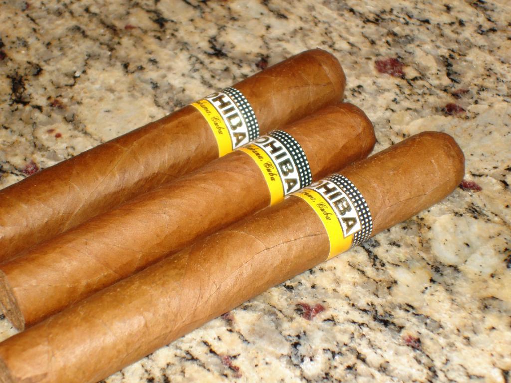 corona cigar loyalty points