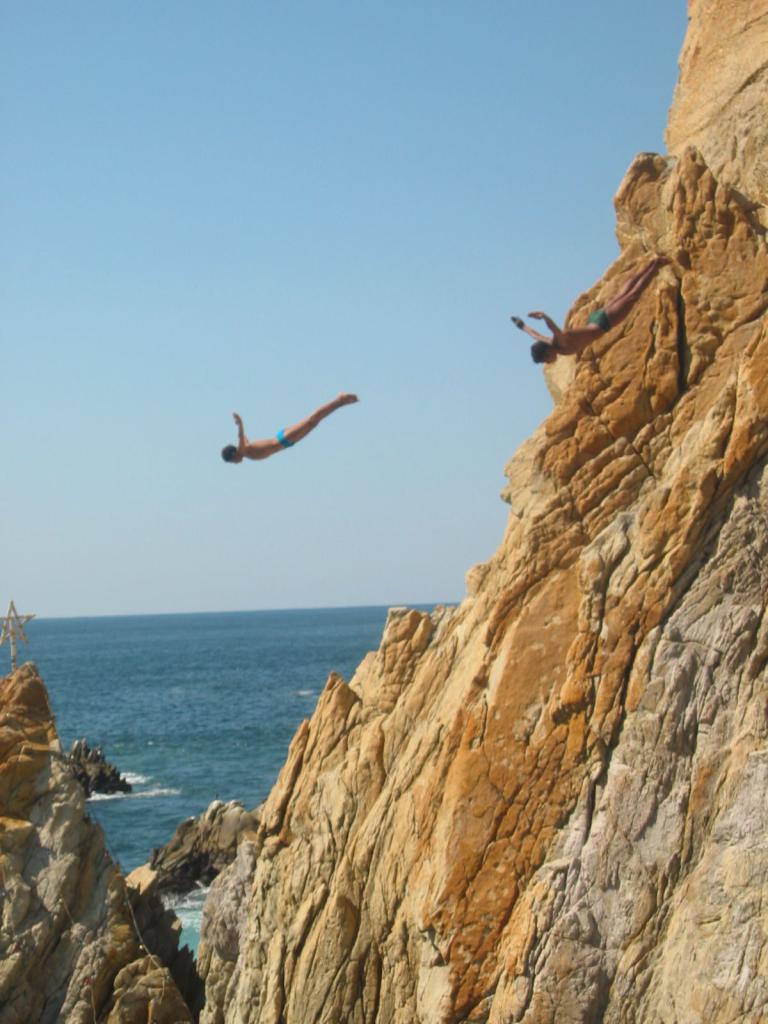 La Quebrada Cliff Divers, Acapulco